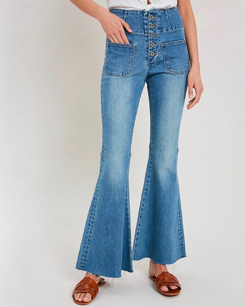 DENIM_HIGH-WAIST_FLARE_JEANS_WL18-2124_2