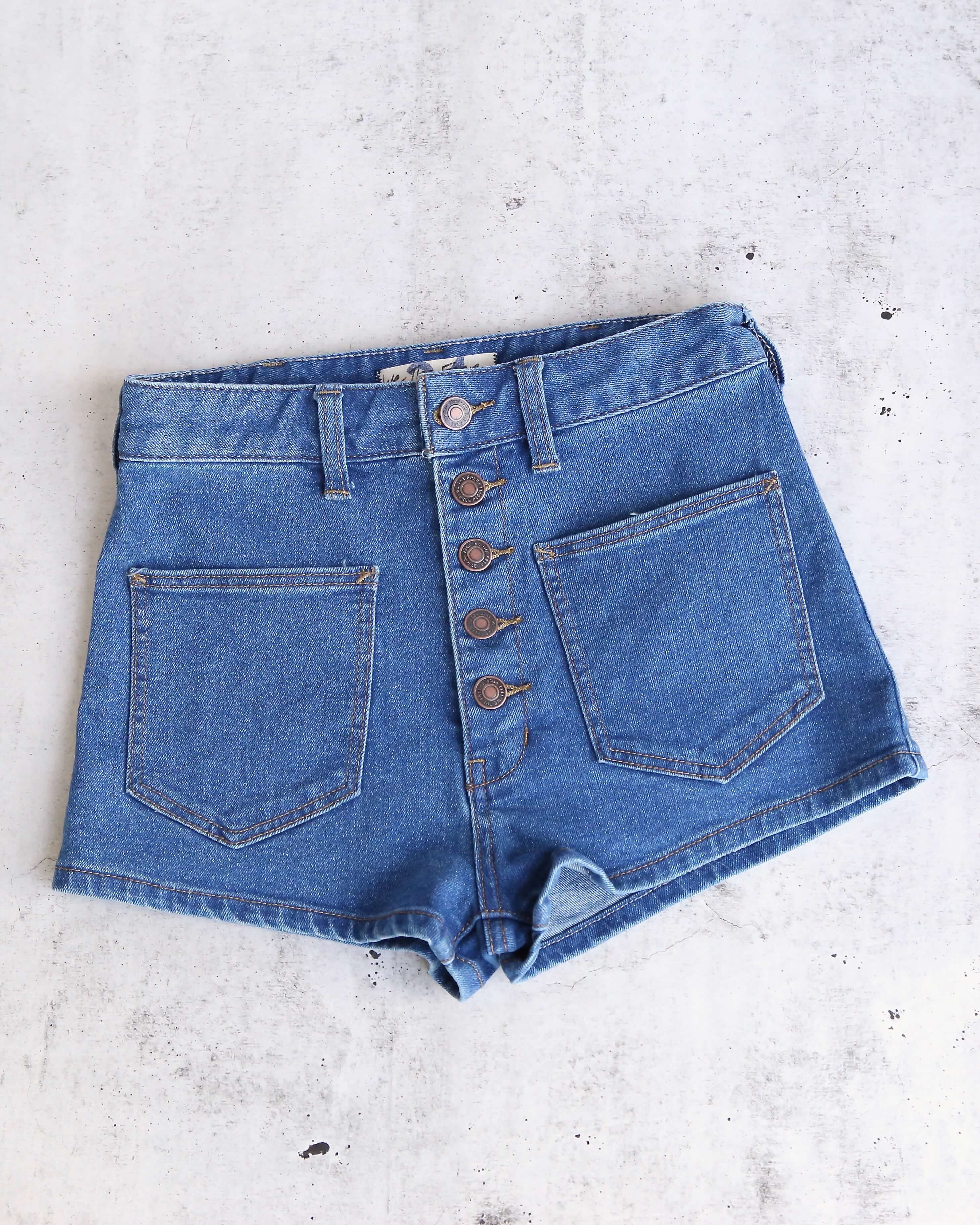Free_People_Bridgette_Denim_Short_Shorts_in_Pacific_Indigo_Blue_OB889948_1